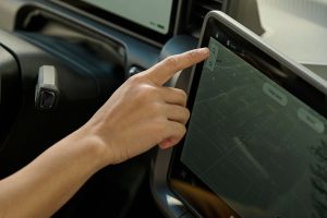 아마존, 리비안 전기 배달 밴 3만 대 돌파…2030년 10만 대 목표 순항 중 imgi 108 rcv gallery 02 qsjffh 26