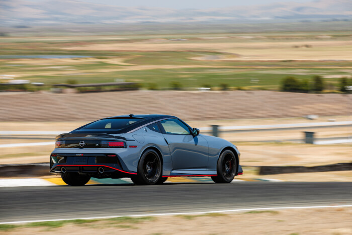 2024-Z-NISMO_T-25bf6654f52a84b360.md.jpeg