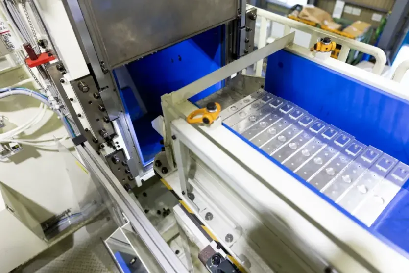 88966 batterierecyclingtoyotachemicalengineering 2