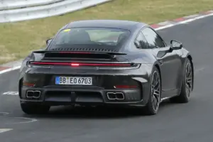 porsche 911 turbo spies march 25