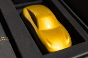 폼 미쳤네! 2년 걸려 수작업으로 제작된 