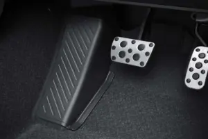 2025년형 토요타 GR 야리스, 더 과감해진 에어로다이내믹 패키지