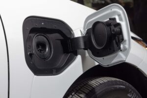 2026 Subaru Solterra 15 18