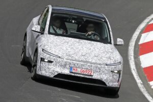 Tesla Model Y Performance front end ib7mx2 9