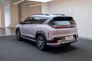 1400x1050 autohomecar ChtlxWgaoEKATeEIAEQ svBmVHw709 1 10