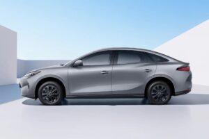 BYD e7 affordable EV 2