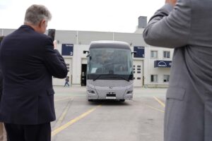 man lion s coach e prototype 2