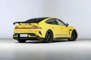 w800 m0 yichecar c2469619 1899 40c0 9a16 f5cd234f8c72 1 800x533 1 3