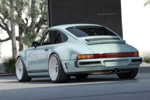 싱어, 포르쉐 911 카레라 쿠페 리이매진드 공개...100대 한정 생산