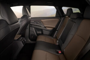 2025 bz4xtouring int 13 17