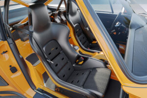 싱어, 포르쉐 911 카레라 쿠페 리이매진드 공개...100대 한정 생산