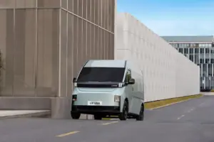 streetrunner upvan 2025 1 1400x933 1.jpg 3