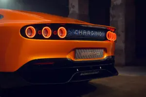 AMG 1,300마력 이상 고출력 전기로 간다 – GT XX 콘셉트 공개