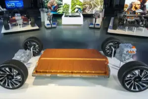 gm ultium skateboard platform 8