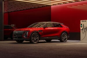2024 cadillac lyriq 11