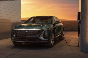 2024 cadillac lyriq 1 9