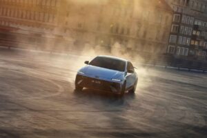 imgi 96 Hyundais new EV sports car 3 3