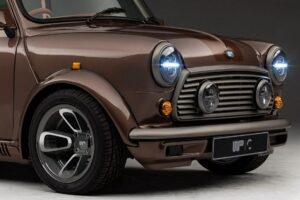 레트로 그 이상, 클래식 Mini의 귀환 – Callum과 Wood & Pickett가 만든 궁극의 레스토모드