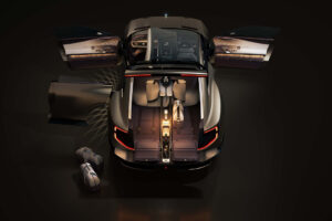 38 EXP 15 Interior 37