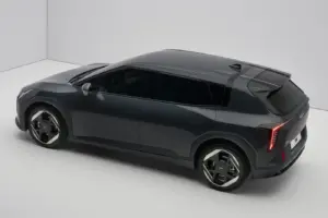 imgi 7 kia ev4 hachback uk 2025 05 1400x933.jpeg 18