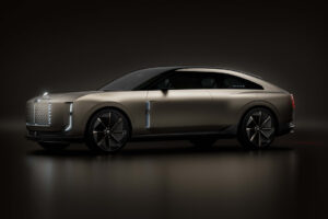 10 EXP 15 Exterior 10