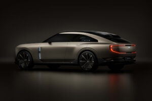 4 EXP 15 Exterior 13