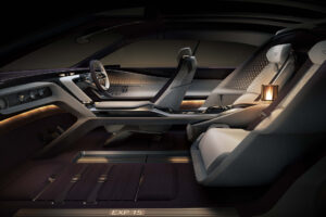 23 EXP 15 Interior 19