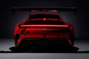 포르쉐, 내년 시즌 공략을 위한 911 레이스카 2종 공개... 공력성능 대폭 강화