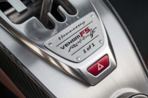 2,059마력 하이퍼카에 수동 변속기… 헤네시, ‘베놈 F5 레볼루션 LF’ 공개