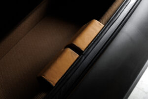 링브라더스, 1971년 애스턴 마틴 DBS