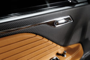 링브라더스, 1971년 애스턴 마틴 DBS