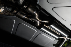 링브라더스, 1971년 애스턴 마틴 DBS