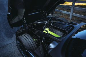 링브라더스, 1971년 애스턴 마틴 DBS