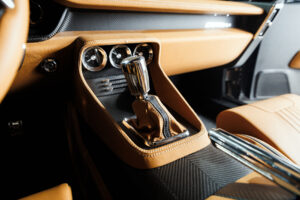 링브라더스, 1971년 애스턴 마틴 DBS