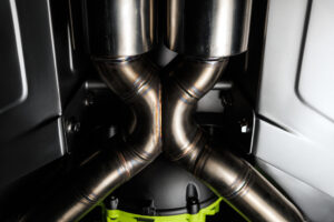 링브라더스, 1971년 애스턴 마틴 DBS