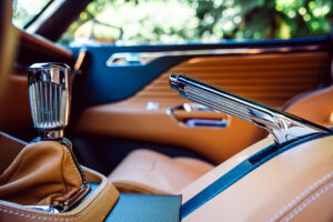 링브라더스, 1971년 애스턴 마틴 DBS