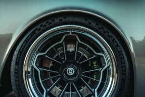 링브라더스, 1971년 애스턴 마틴 DBS