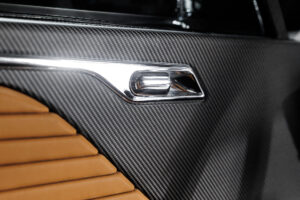 링브라더스, 1971년 애스턴 마틴 DBS