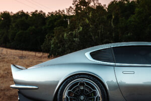 링브라더스, 1971년 애스턴 마틴 DBS