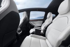 imgi 151 Tesla Model YL interior 4