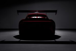 포르쉐, 내년 시즌 공략을 위한 911 레이스카 2종 공개... 공력성능 대폭 강화