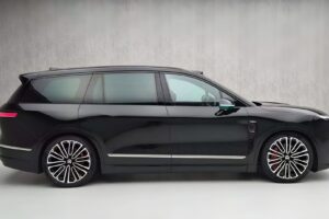 imgi 121 weixin image 20250821193240 196 large picsart aiimageenhancer 2048x1077 1 5