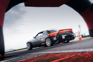 680마력 괴물 엔진 품은 러시아 드리프트카