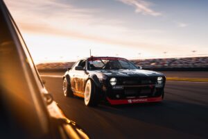 680마력 괴물 엔진 품은 러시아 드리프트카