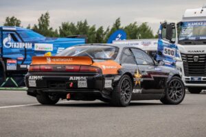 680마력 괴물 엔진 품은 러시아 드리프트카