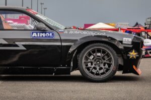 680마력 괴물 엔진 품은 러시아 드리프트카