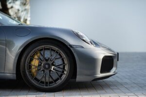 포르쉐 992.2 터보 S 등장…하이브리드 파워로 노르트슐라이페 14초 단축