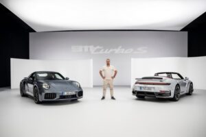 포르쉐 992.2 터보 S 등장…하이브리드 파워로 노르트슐라이페 14초 단축