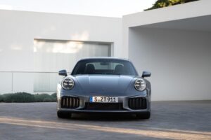 포르쉐 992.2 터보 S 등장…하이브리드 파워로 노르트슐라이페 14초 단축