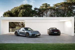 포르쉐 992.2 터보 S 등장…하이브리드 파워로 노르트슐라이페 14초 단축